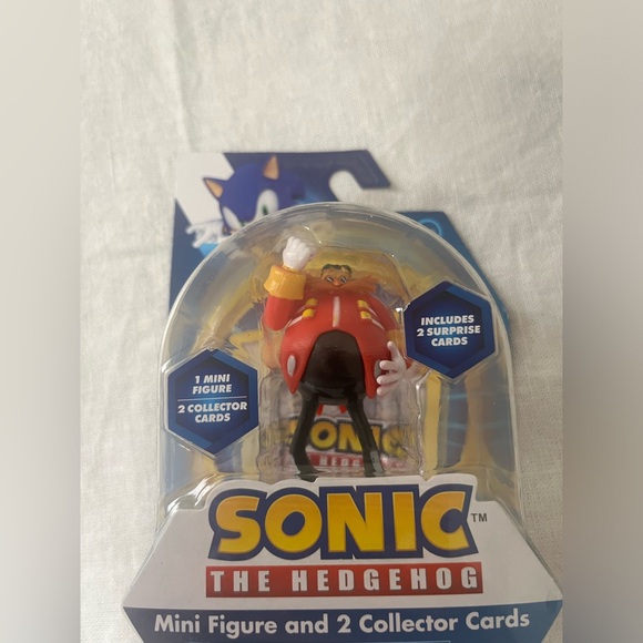 Sonic The Hedgehog Dr. Eggman Action Figure 2.5” + 2 Collector Cards Sega Game - Picture 3 of 3